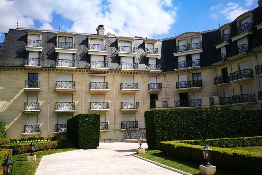 Nid Douillet A Bagatelle Apartment Deauville Ngoại thất bức ảnh